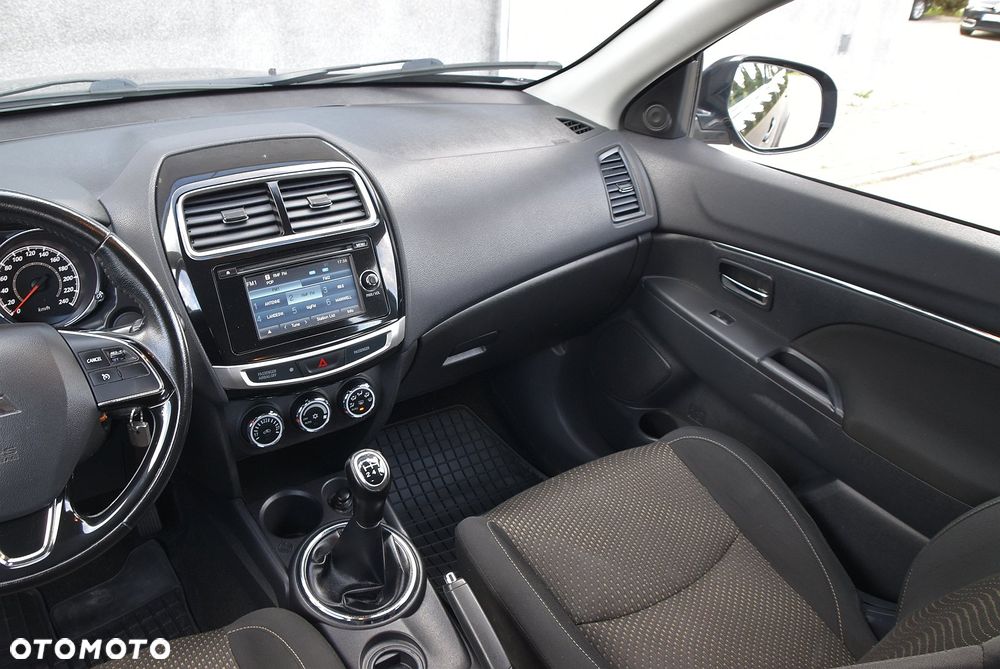 Mitsubishi ASX - 19