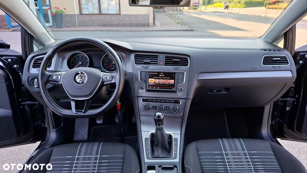 Volkswagen Golf 1.4 TSI BlueMotion Technology Lounge - 21