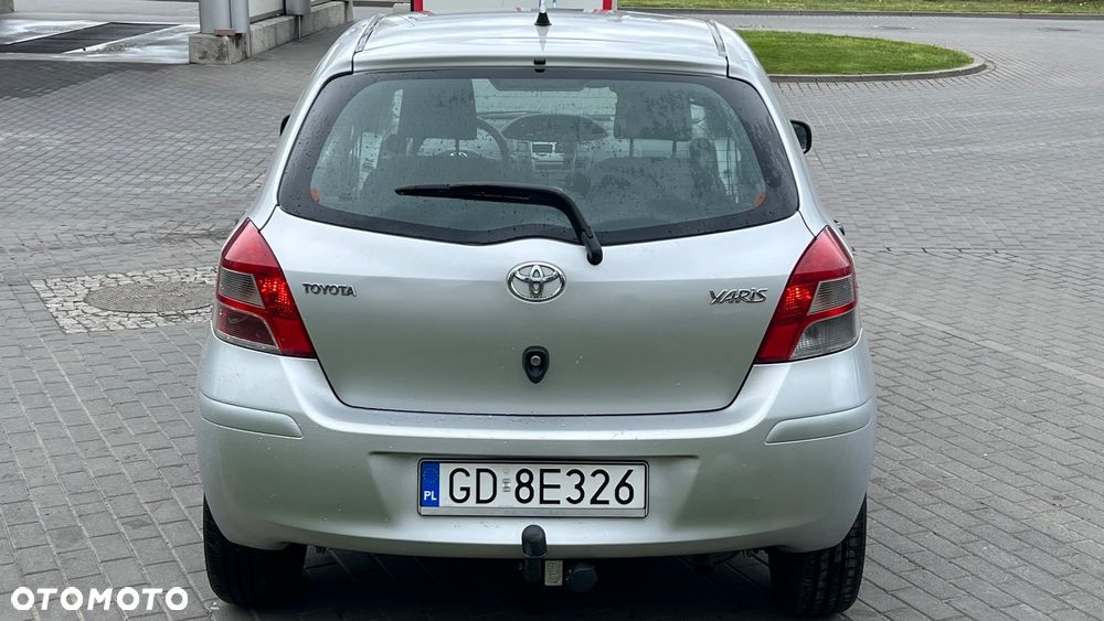Toyota Yaris 1.4 D-4D Luna - 16