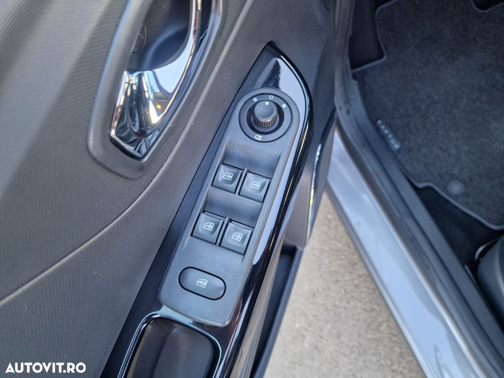 Renault Captur ENERGY TCe 120 EDC XMOD - 24