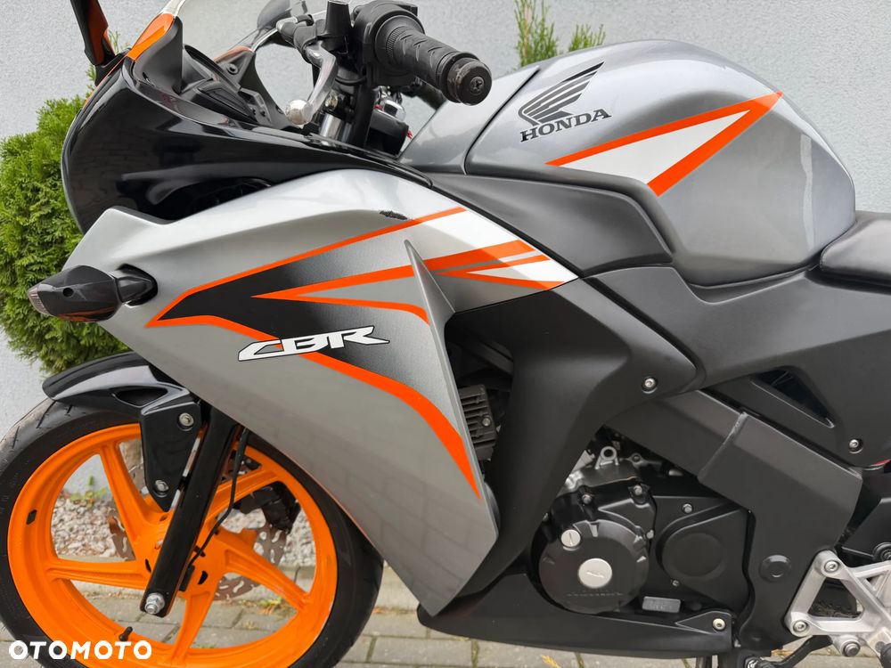 Honda CBR - 30