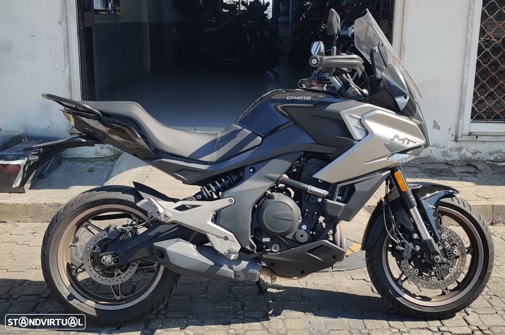 CF Moto 700MT (Carta A2) - 3