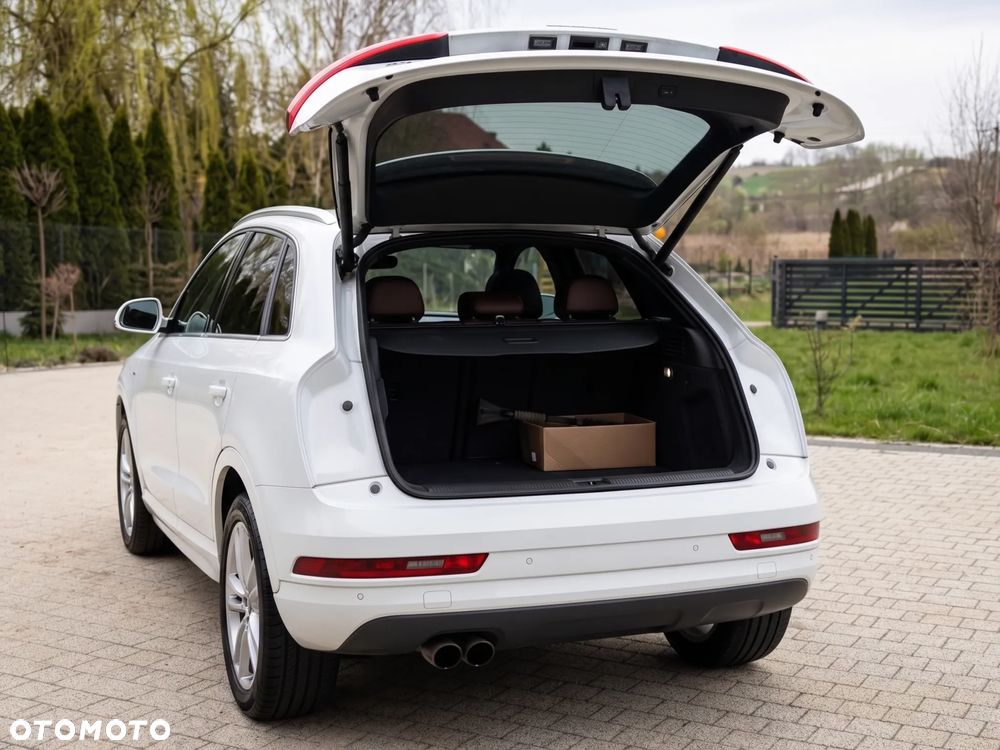 Audi Q3 2.0 TFSI Quattro S tronic design - 8