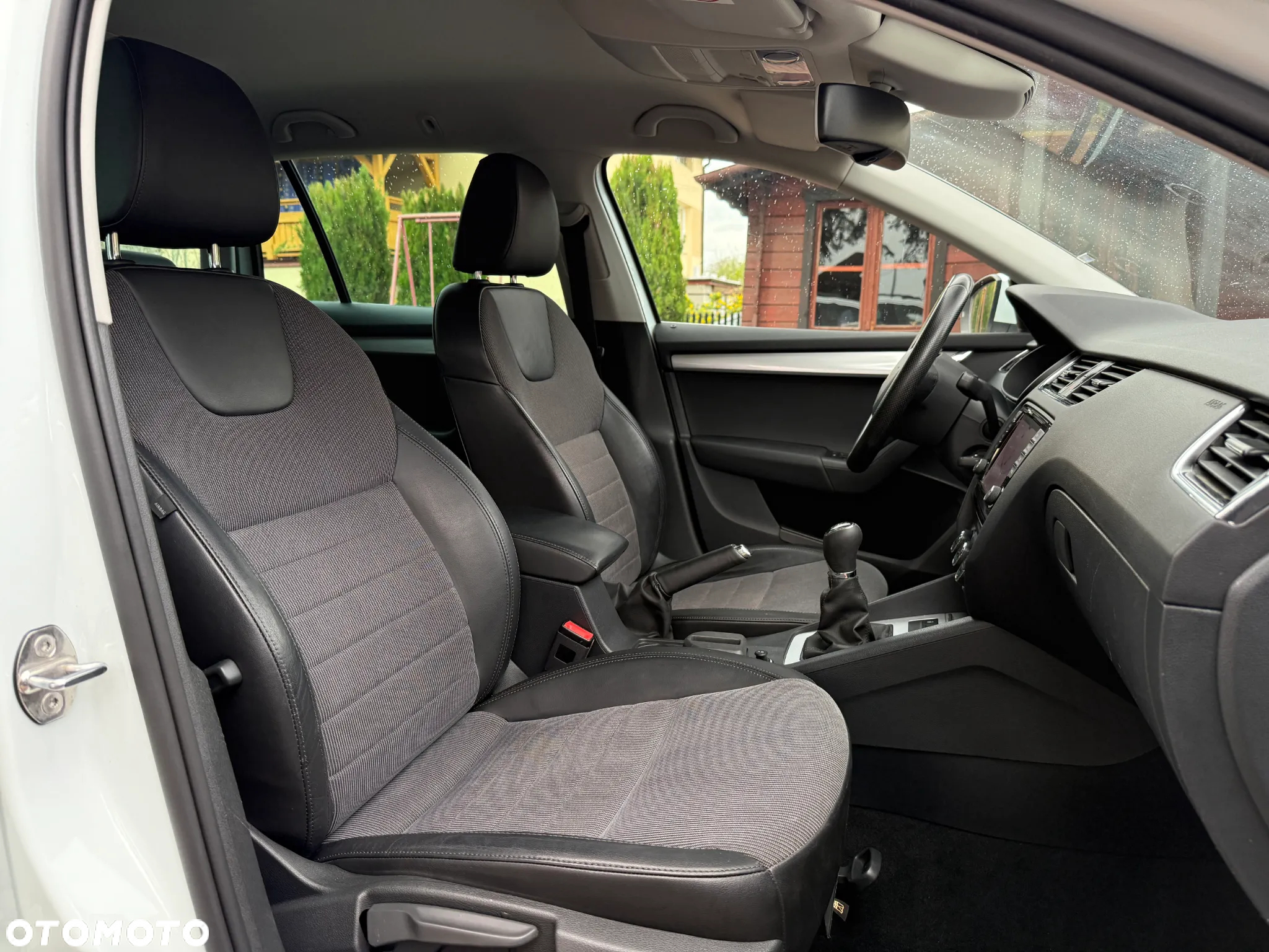 Skoda Octavia 2.0 TDI Style - 19