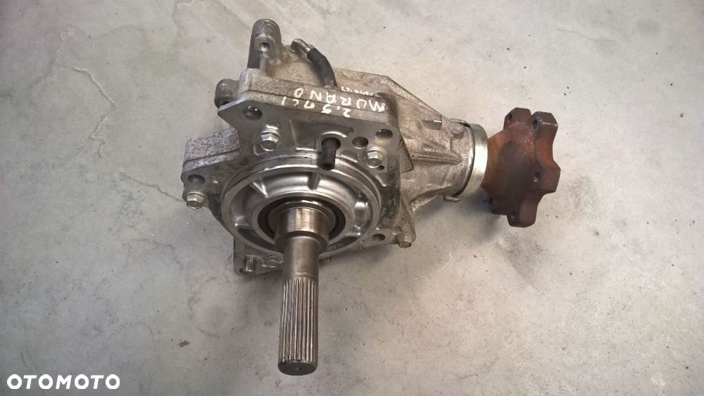 Przekładnia kątowa skrzyni biegów NISSAN MURANO 2.5 DCI - 2