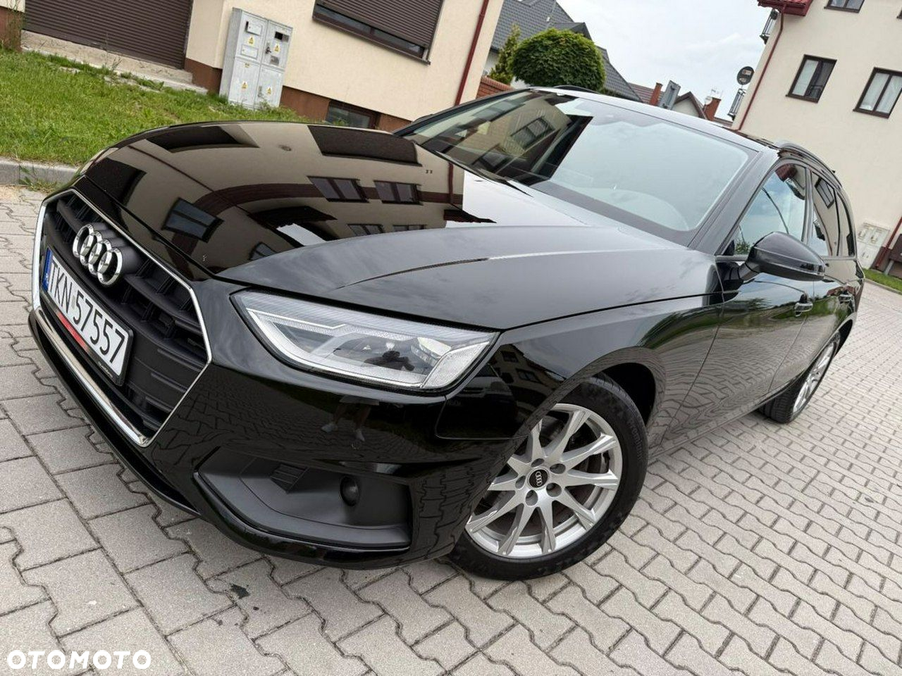 Audi A4 Avant 30 TDI S tronic advanced - 24