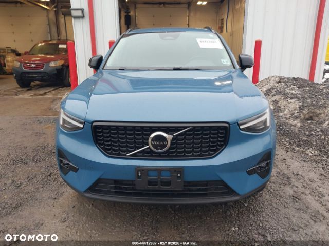 Volvo XC 40 B5 B AWD Ultimate Dark - 10