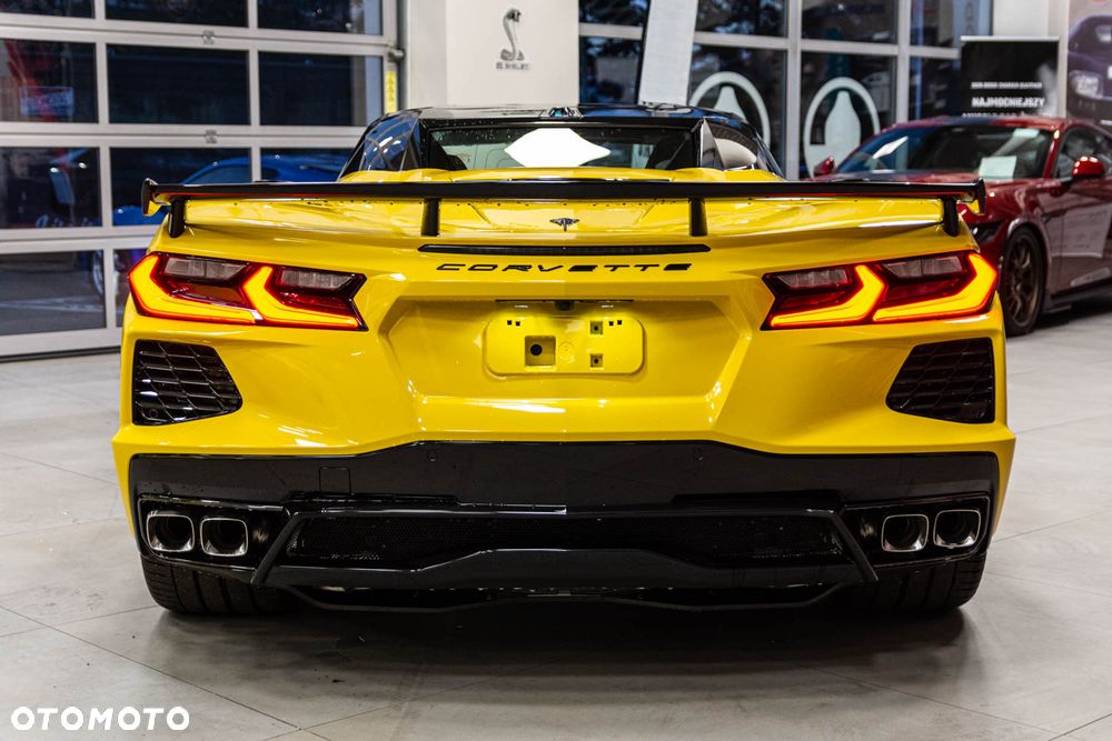 Chevrolet Corvette - 7