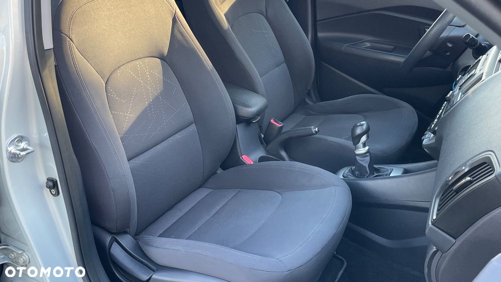 Kia Rio 1.1 crdi L - 24
