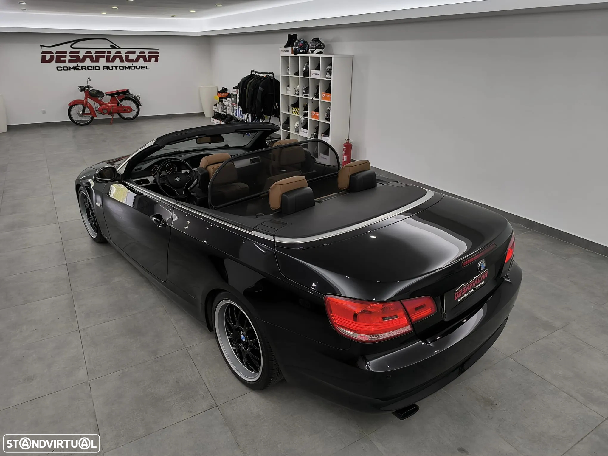 BMW 320 i Cabrio - 18