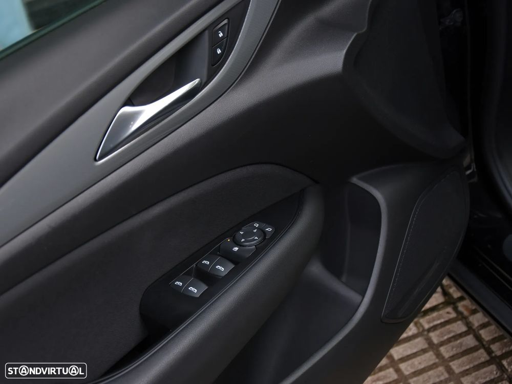 Opel Insignia Grand Sport 1.6 CDTi Dynamic - 29