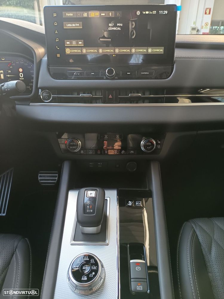 Mitsubishi Outlander - 8