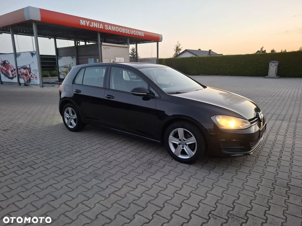 Volkswagen Golf - 3