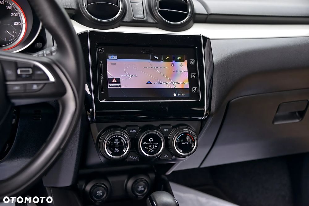 Suzuki Swift 1.2 Premium Plus CVT - 28