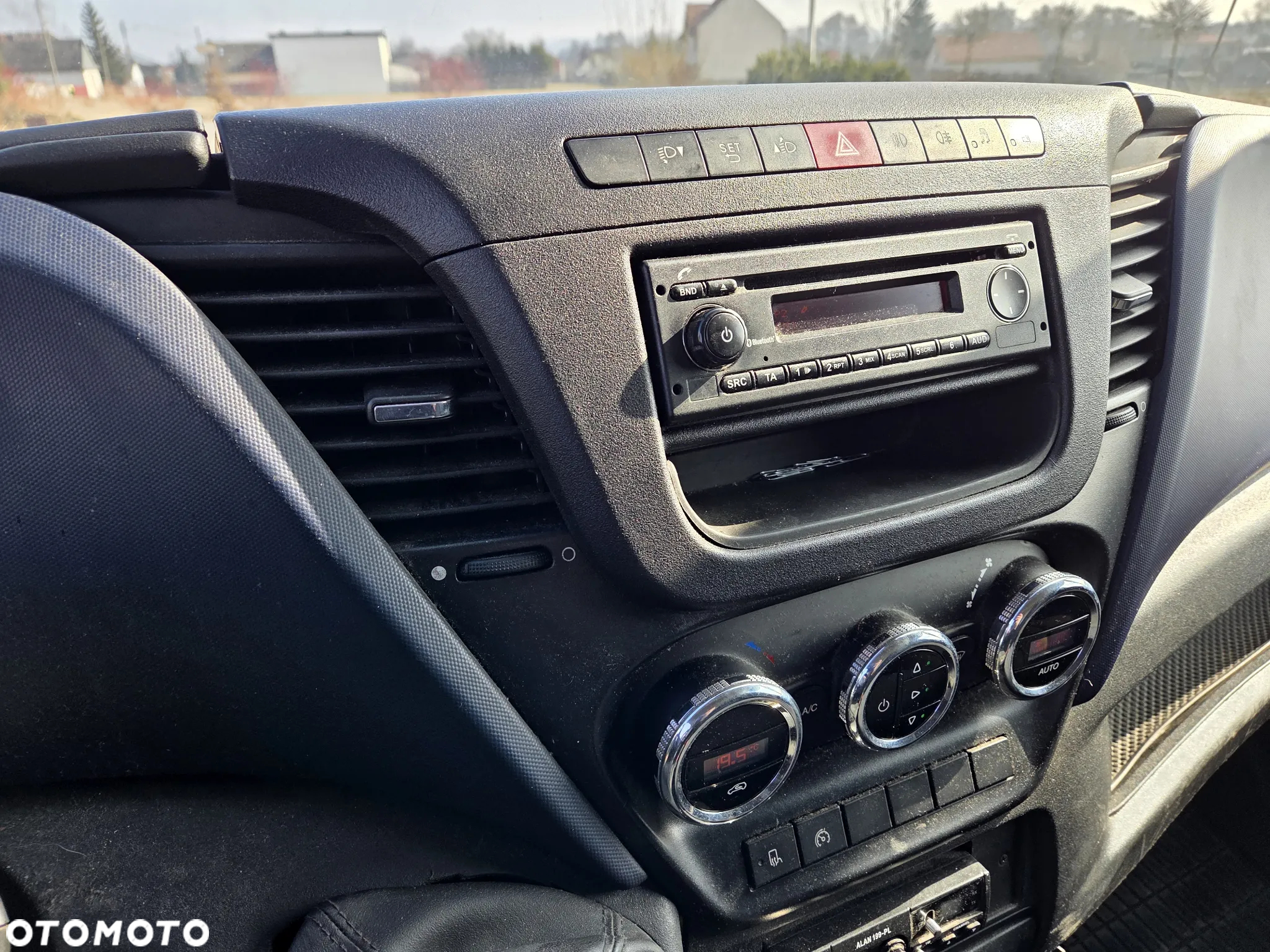 Iveco Daily - 18