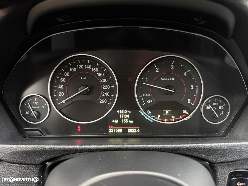 BMW 320 d Auto Pack M - 19