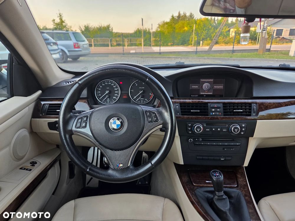 BMW Seria 3 320d DPF - 9