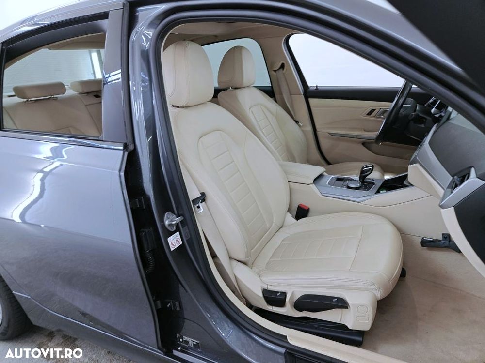 BMW Seria 3 318i Aut. - 7