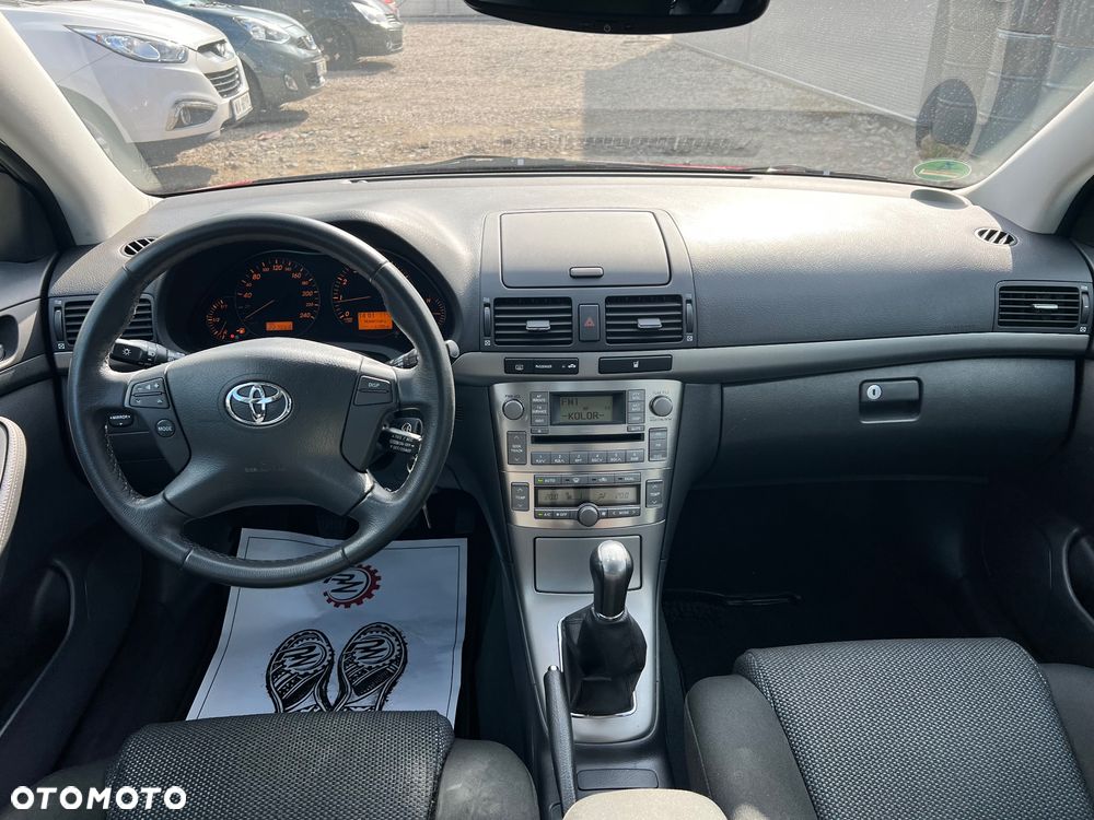 Toyota Avensis 2.0 VVT-i Sol - 13