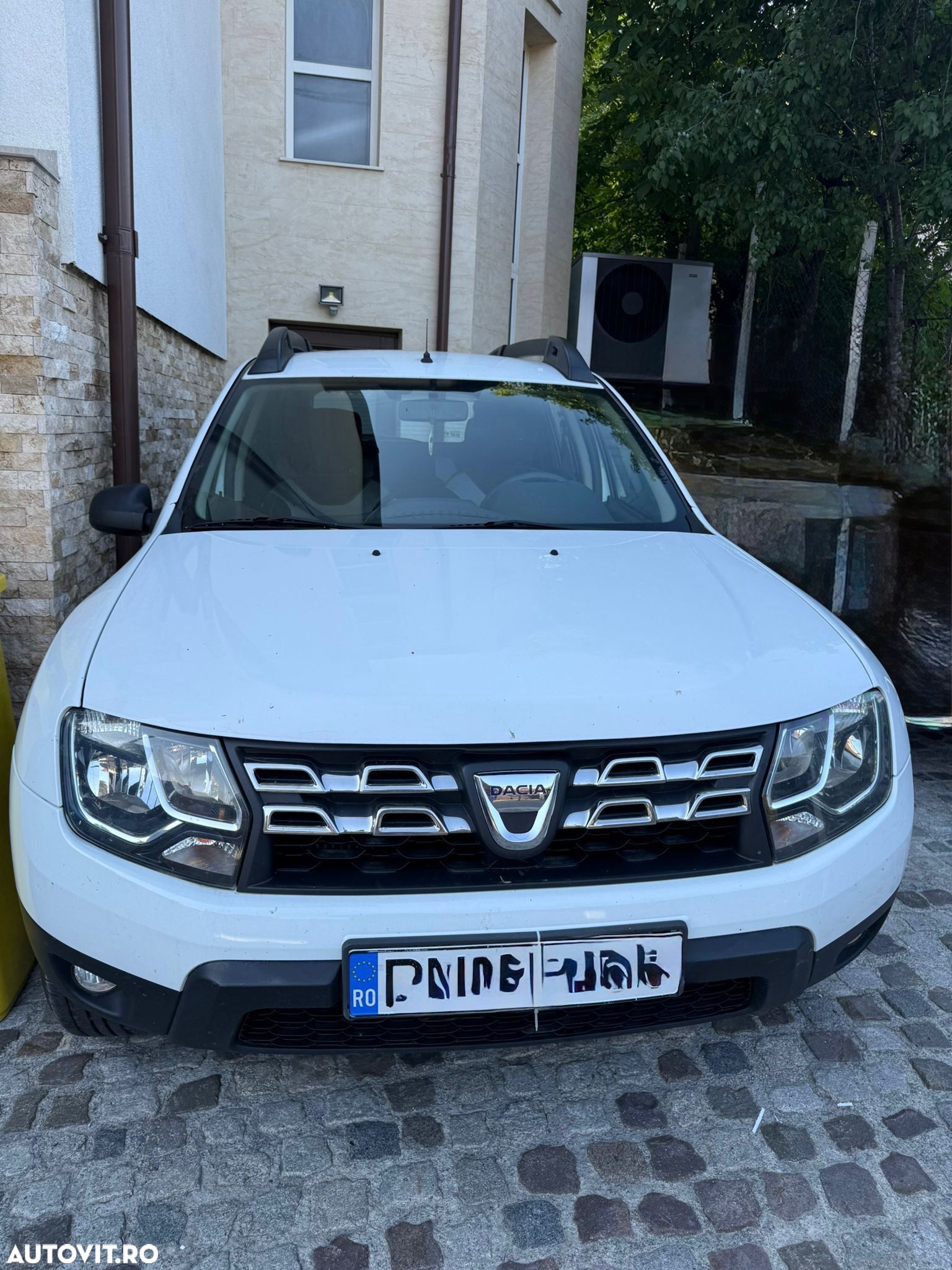 Dacia Duster - 1