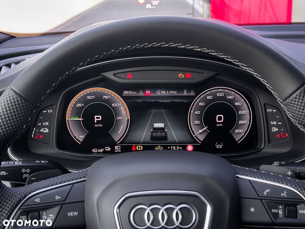 Audi Q8 - 25