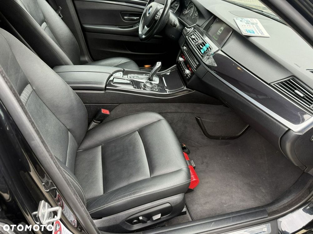 BMW Seria 5 - 35