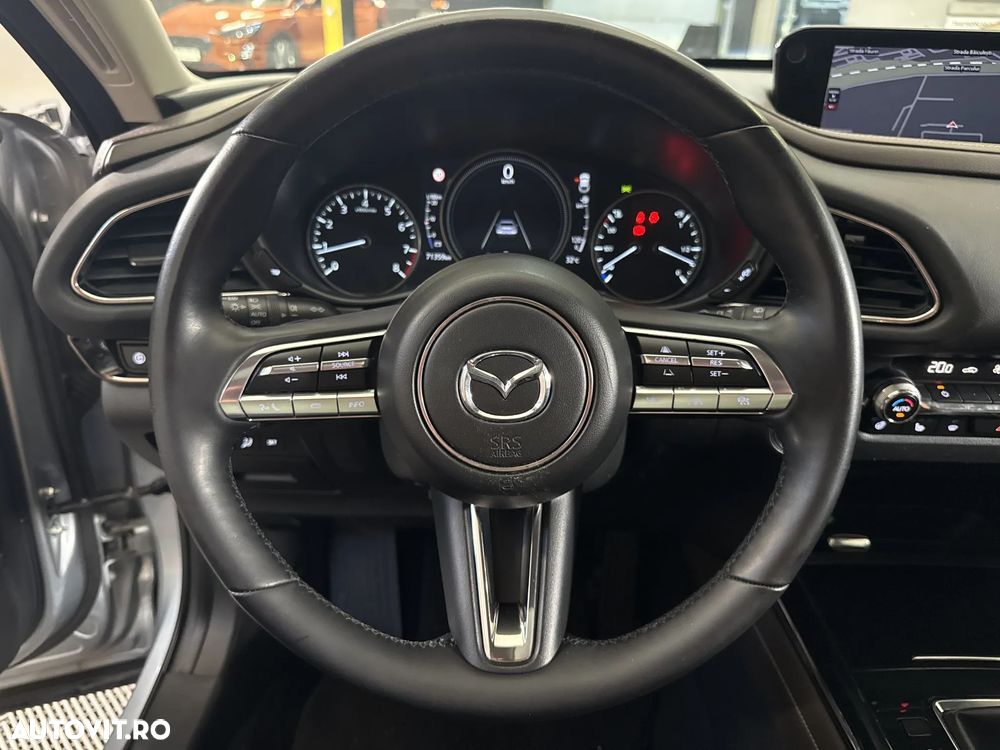 Mazda CX-30 SKYACTIV-X 2.0 M-Hybrid - 17
