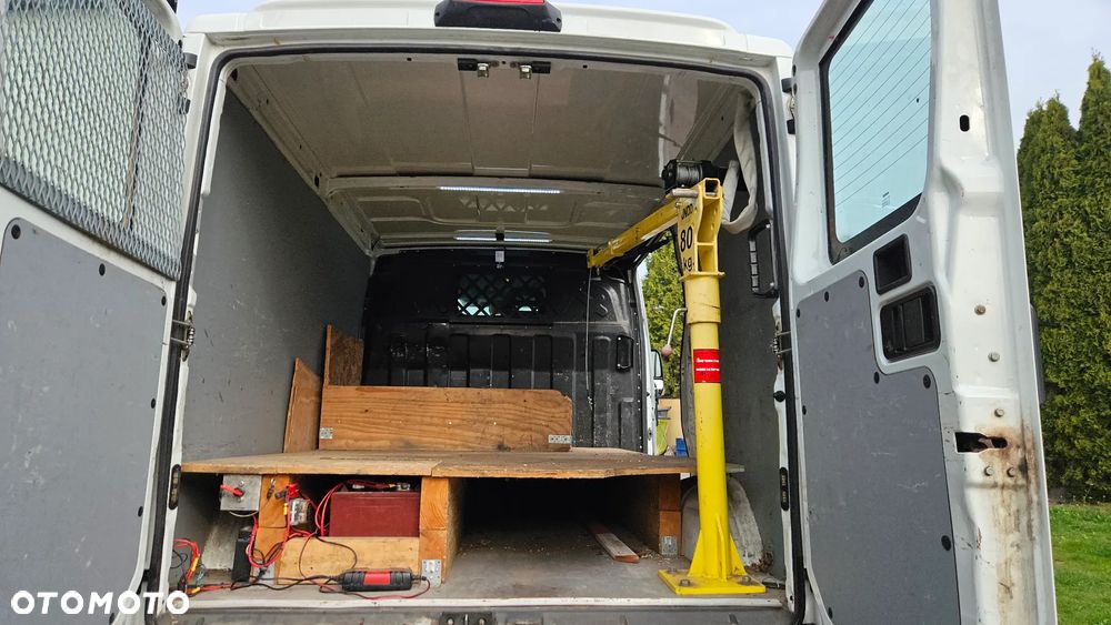 Iveco DAILY 35S17 3.0 HPI 170 KM KLIMA HDS  L1 H1 HAK 3500 KG - 22