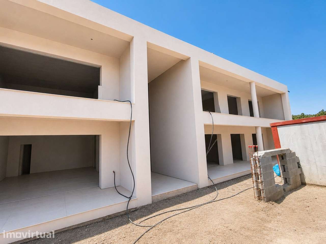 Apartamento T2 com garagem a 5 km Barcelos - Grande imagem: 2/16