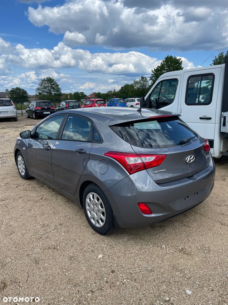 Hyundai i30 1.4 Trend - 5