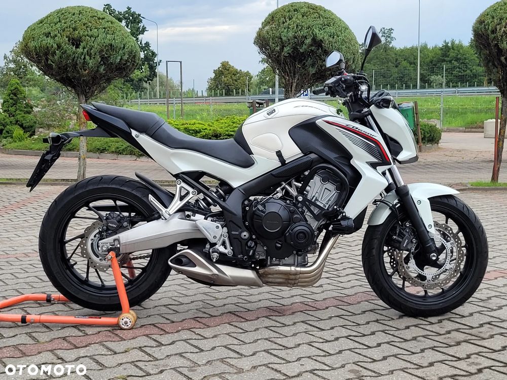 Honda CB - 3