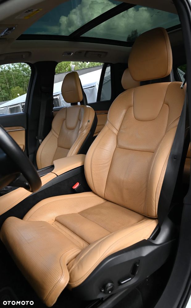 Volvo XC 90 T6 AWD Inscription 7os - 31