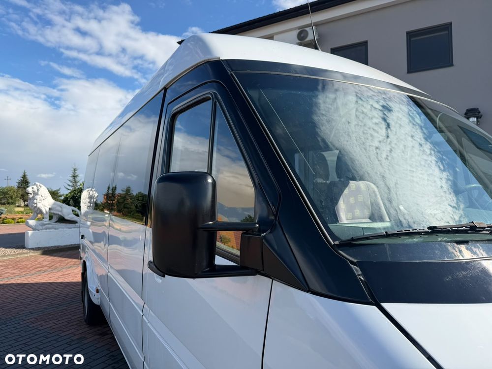 Mercedes-Benz Sprinter - 3