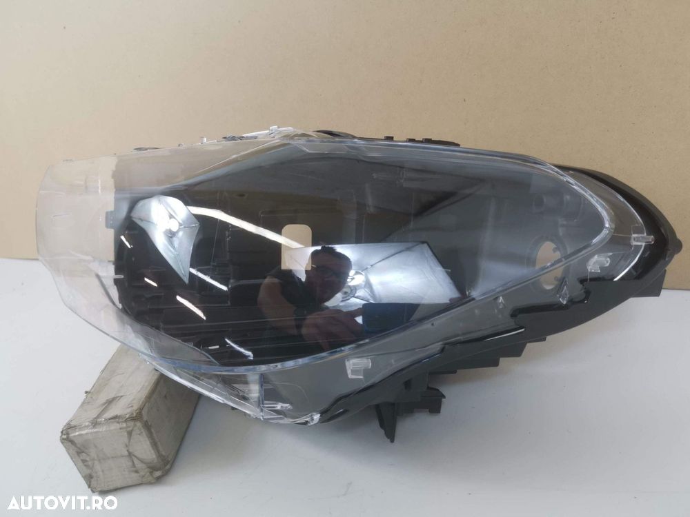 Carcasa Far Cu Sticla Far Stanga BMW Seria 5 G30 2016 2017 2018 2019 2 - 3