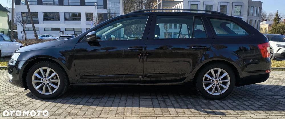 Skoda Octavia 2.0 TDI Ambition - 8