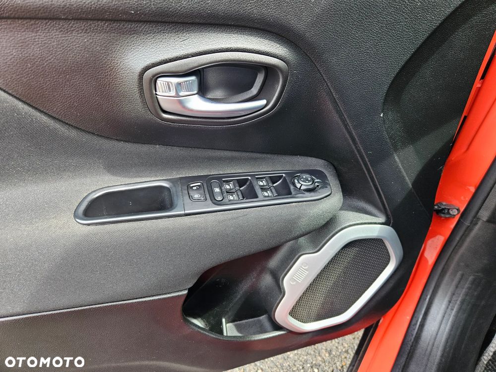 Jeep Renegade 1.3 GSE T4 Turbo Longitude FWD S&S - 20