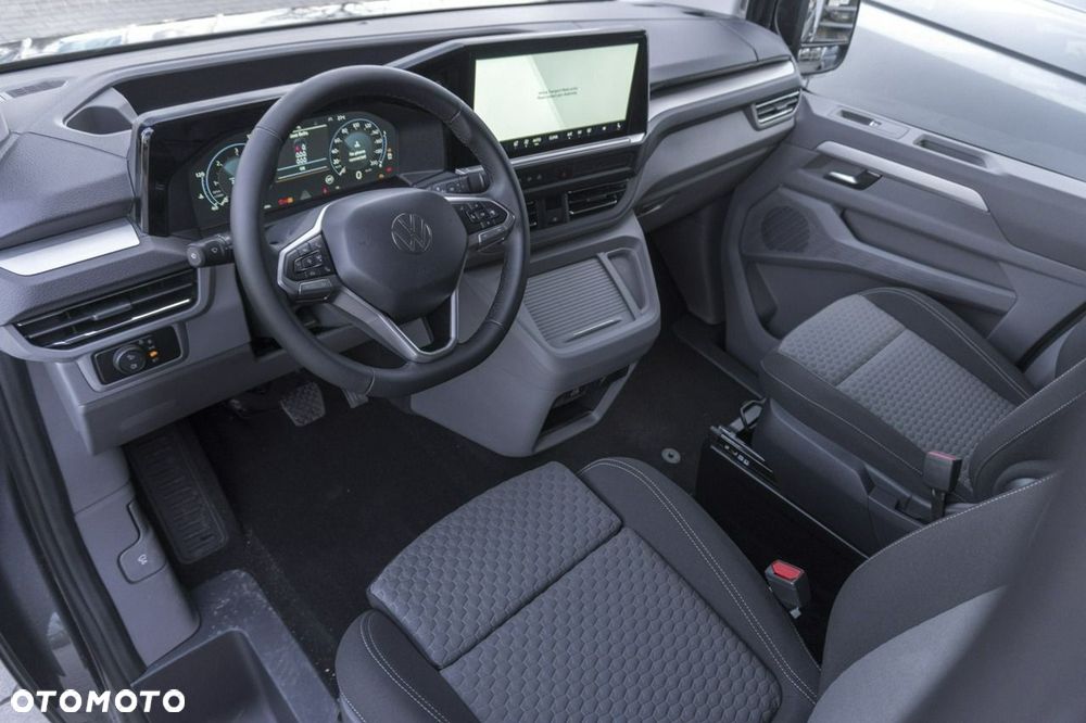 Volkswagen Caravelle - 11
