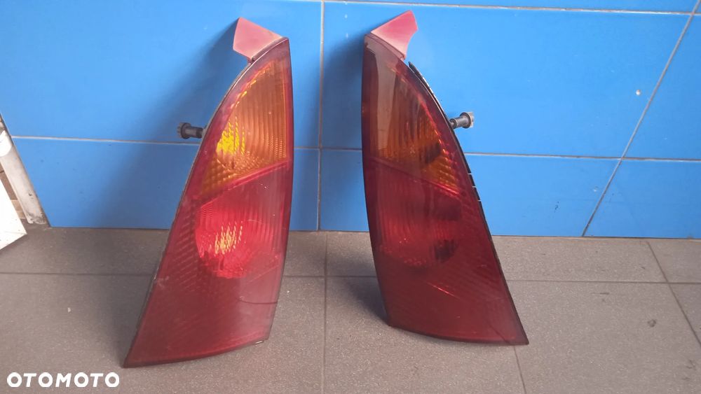 Lampa lewy prawy tył przód Ford Focus MK1 - 3