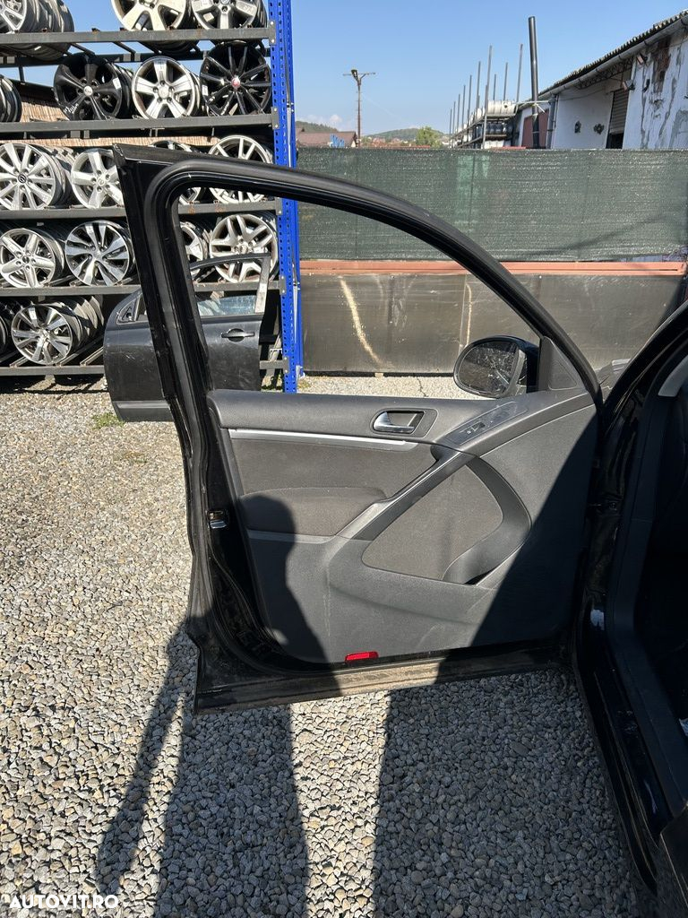Usa Stanga Fata Volkswagen Tiguan 5N Facelift 2011 - 2015 SUV 4 Usi NEGRU (1340) - 3