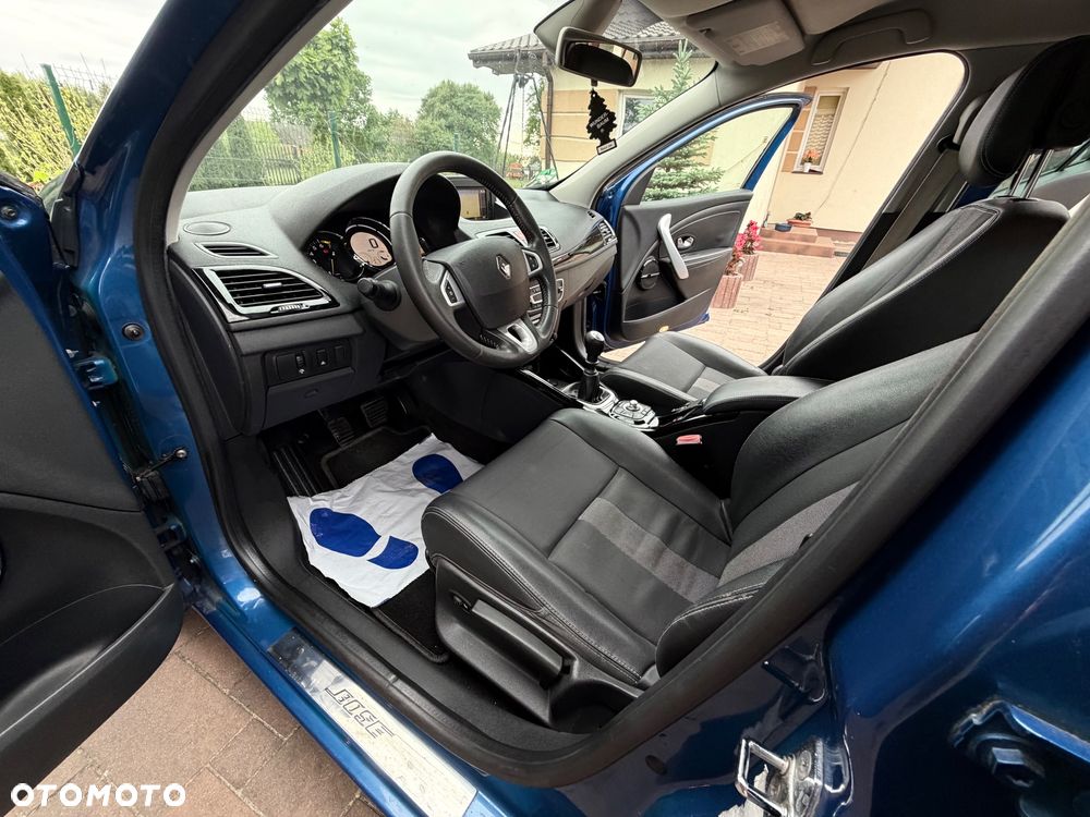 Renault Megane TCe 130 Bose Edition - 31