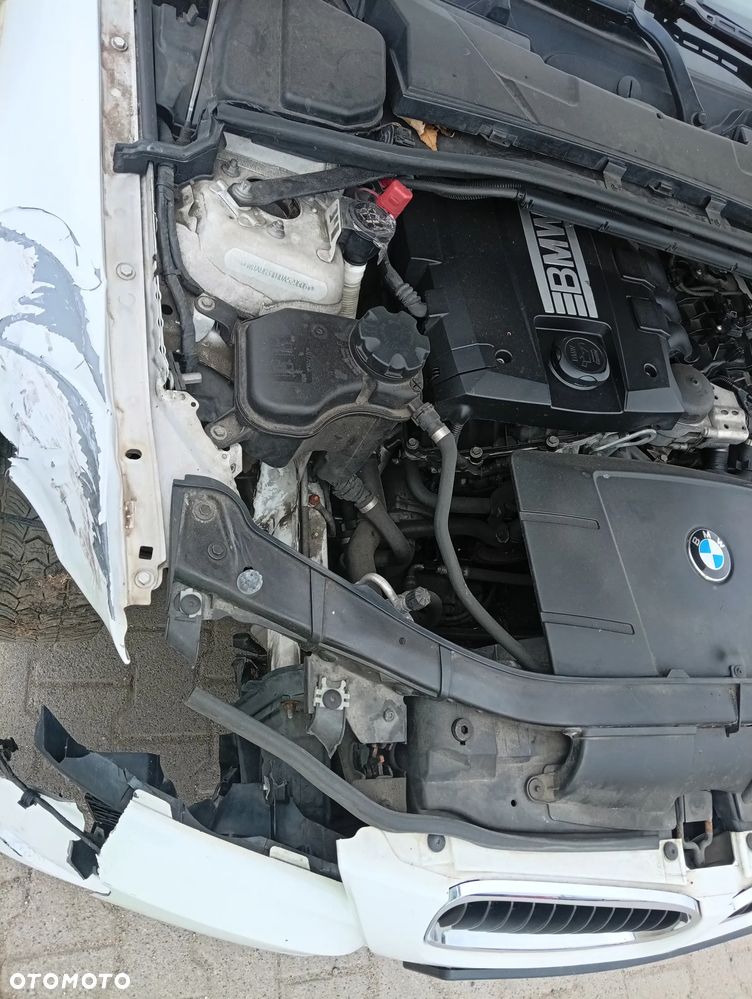BMW Seria 3 318i Edition Exclusive - 8