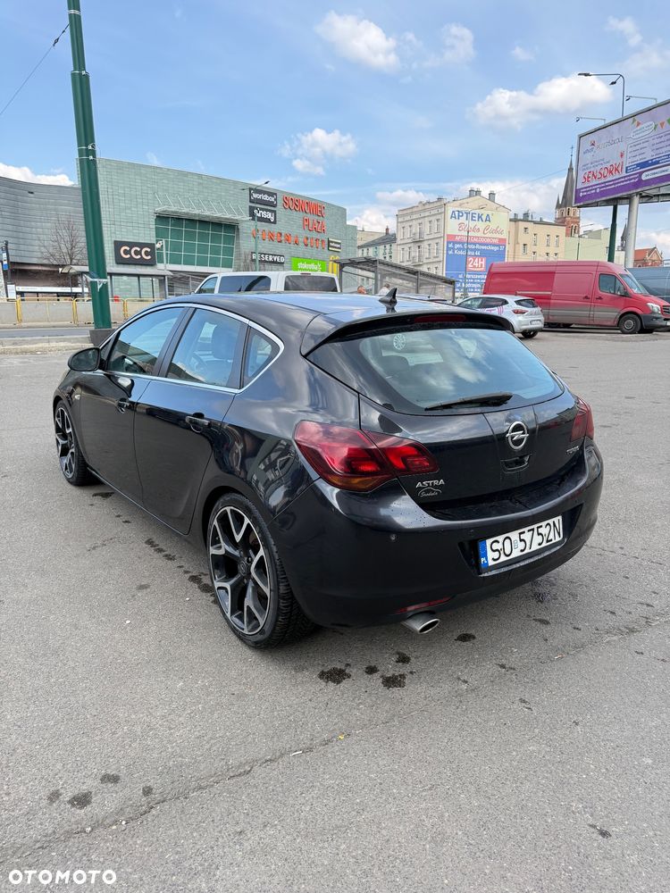 Opel Astra - 9