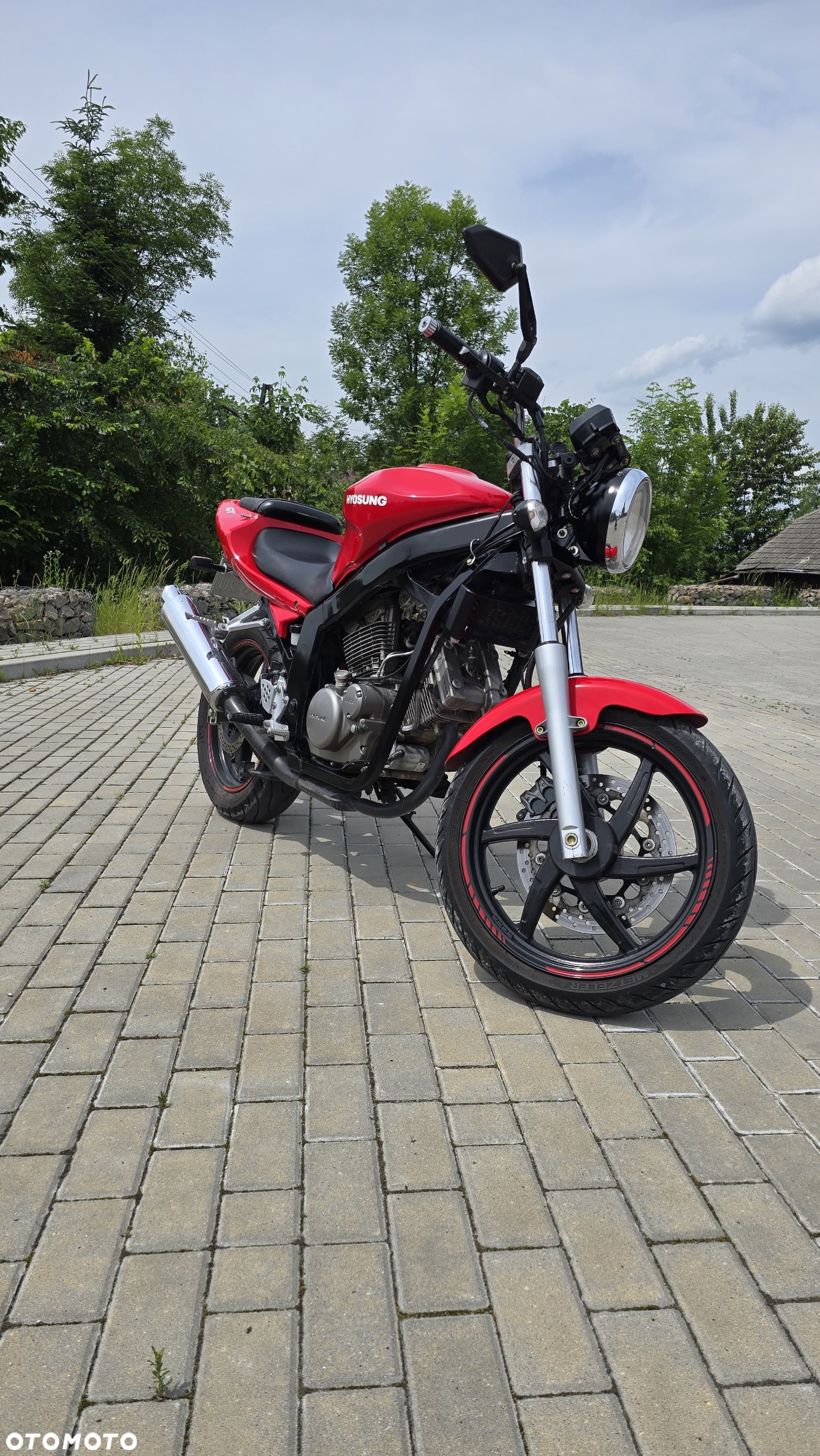 Hyosung GT - 2