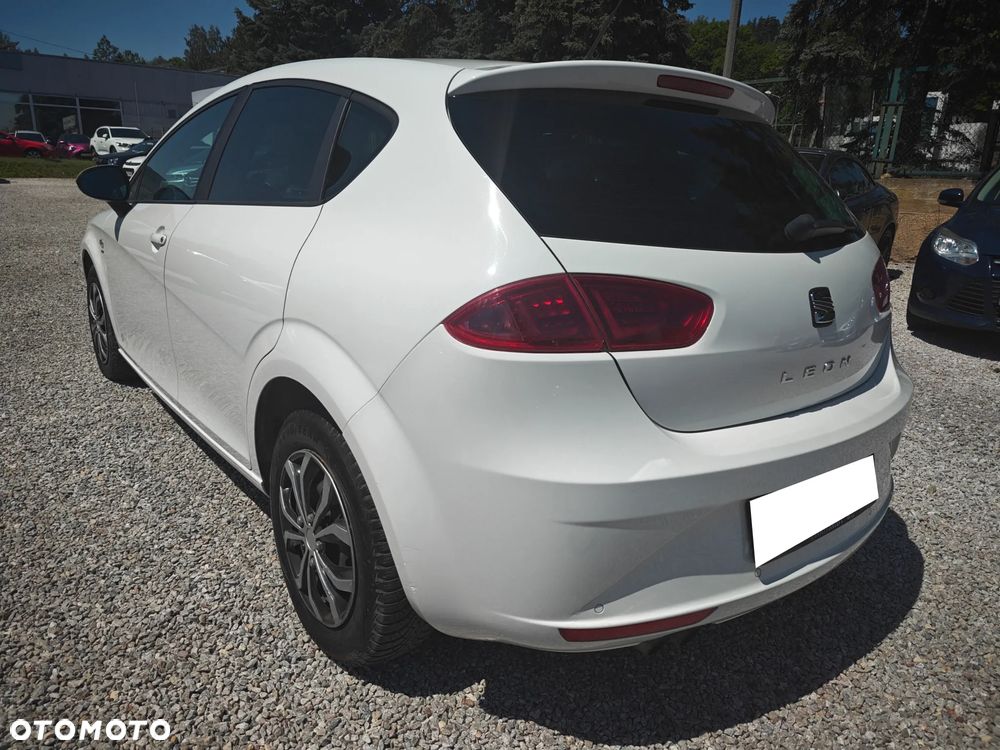 Seat Leon 2.0 TDI DPF Style Copa - 4