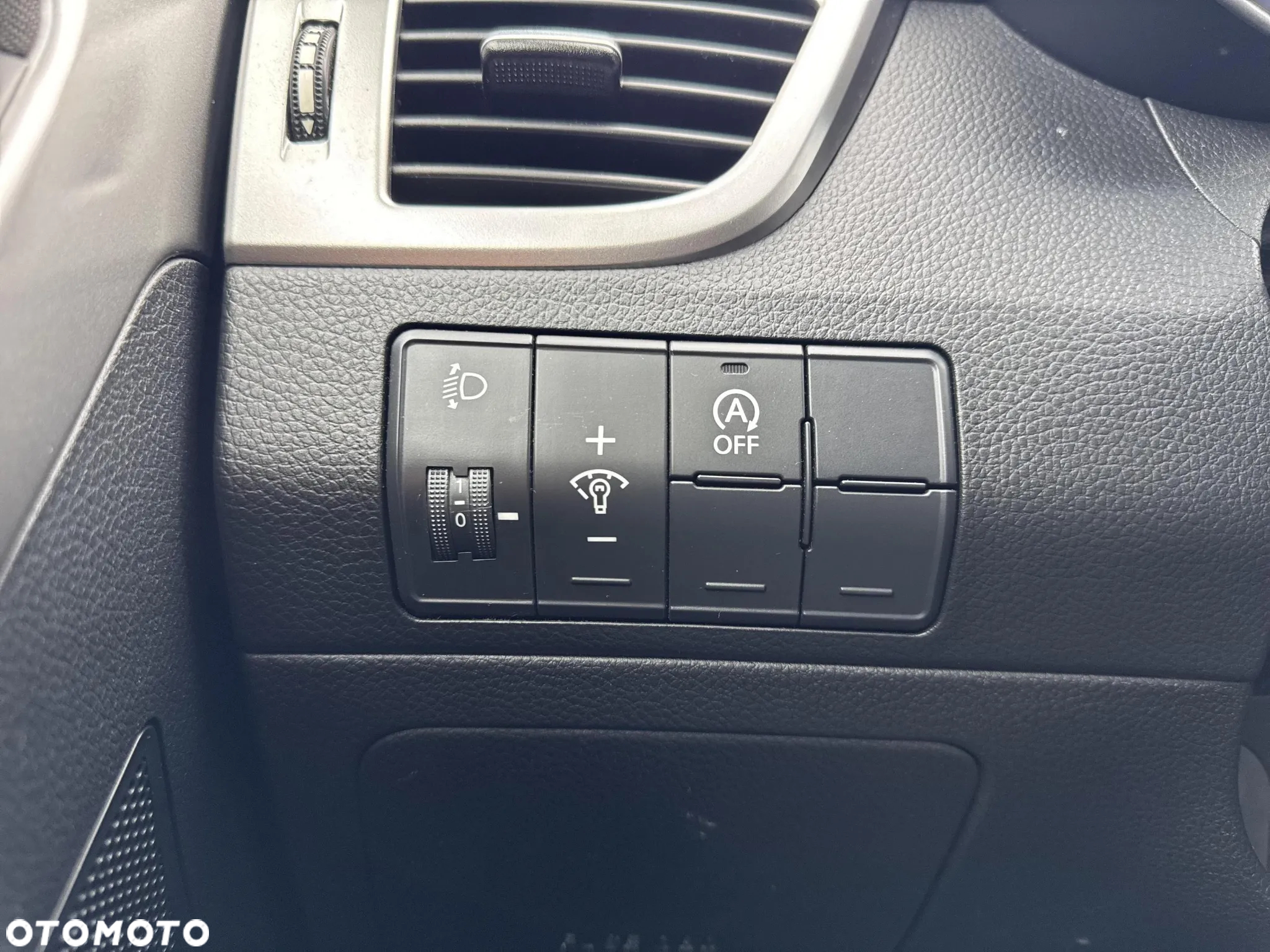 Hyundai i30 1.4 BlueDrive Classic + - 20