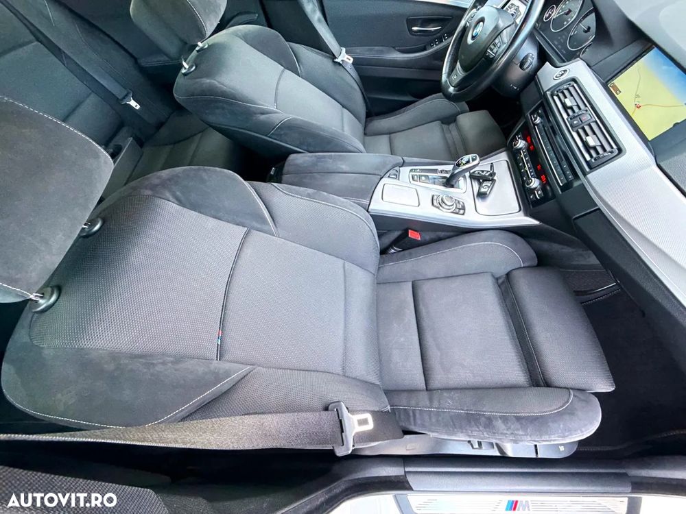 BMW Seria 5 520d Touring Sport-Aut. - 20