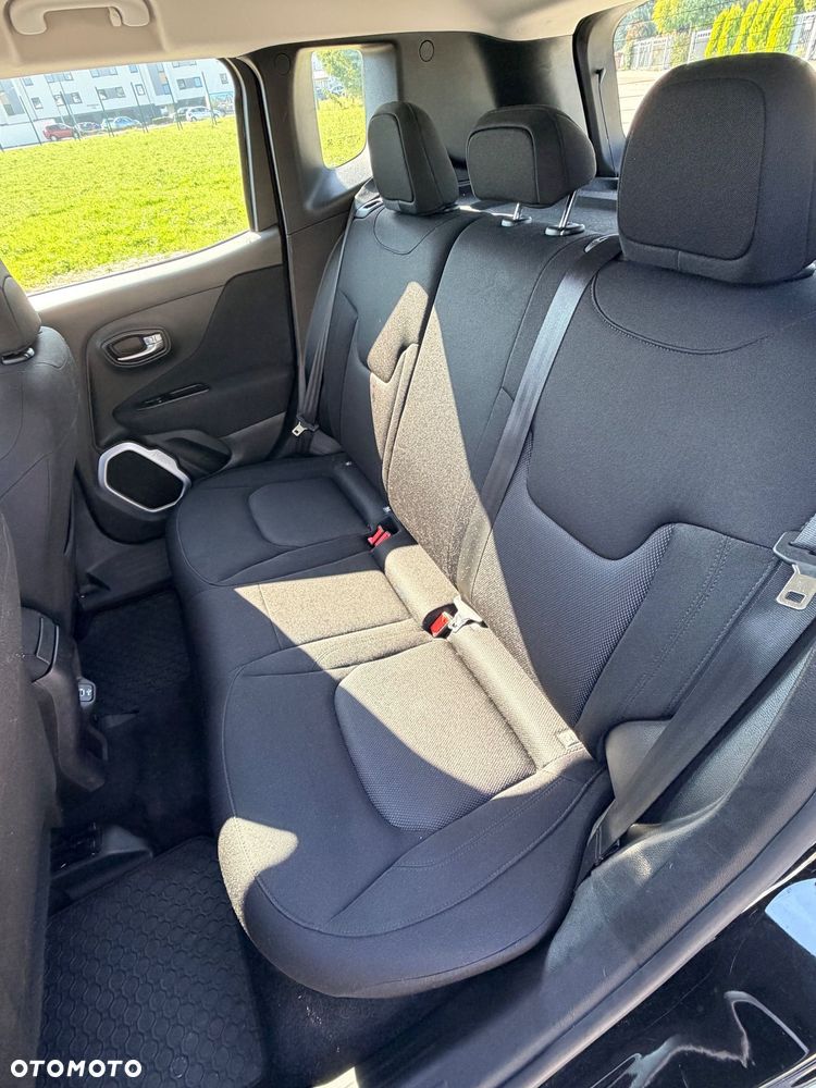 Jeep Renegade - 13