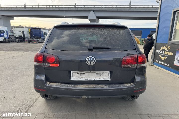 Aparatoare / Carenaj noroi fata dreapta Volkswagen VW Touareg generat - 5
