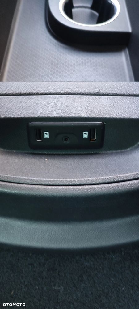Renault Scenic - 17