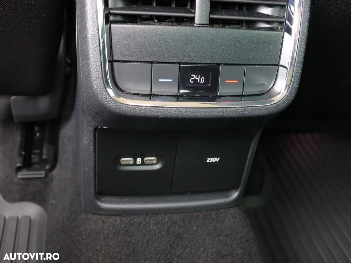 Skoda Octavia 2.0 TDI DSG Style - 21